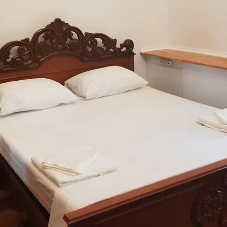 Interbelic Km0 Daire